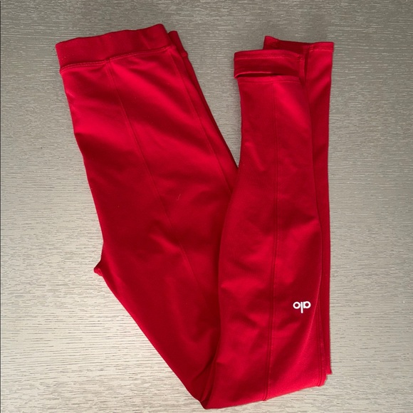 ALO Valentines day leggings